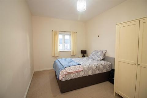 2 bedroom apartment for sale, Manor Park, High Heaton, Newcastle Upon Tyne