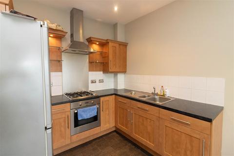 2 bedroom apartment for sale, Manor Park, High Heaton, Newcastle Upon Tyne