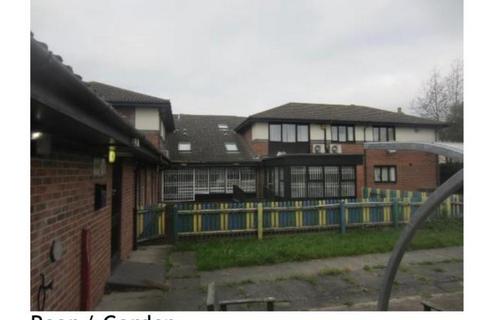 15 bedroom block of apartments to rent, English Street, Peterborough