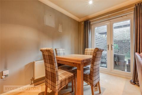 11 Whitehead Close, Greenfield, Oldham, OL3 7PP
