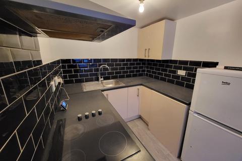 1 bedroom flat to rent, 31-33 Crescent Road, Luton LU2