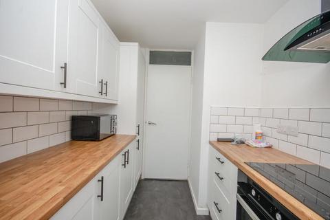 2 bedroom flat for sale, Lansdowne, Penn Drive, Frenchay, Bristol, BS16 1NL