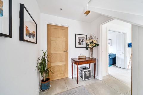 Orchard Lodge, 2b Newcourt Road, Topsham, Exeter, EX3 0BT
