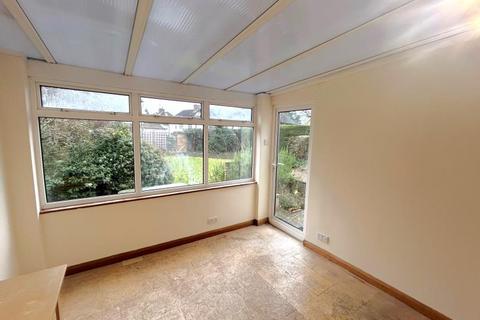 4 bedroom terraced house to rent, Beckingham Road, Guildford GU2