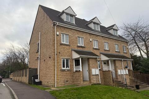 3 bedroom townhouse for sale, Range Bank, Halifax HX3