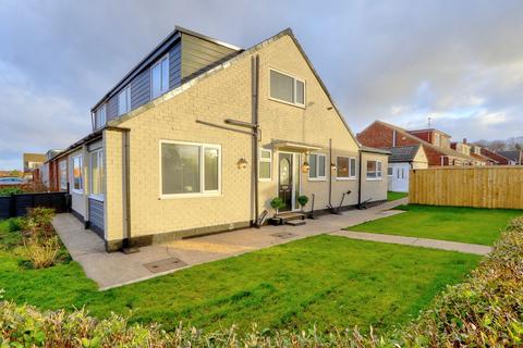 4 bedroom semi-detached bungalow for sale, Norfolk Crescent, Middlesbrough, TS3