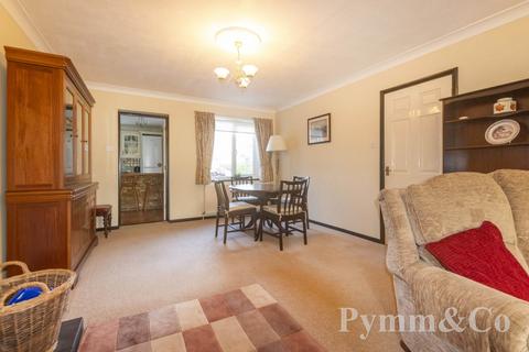 Poachers Lodge Black Street, Gisleham, Lowestoft, NR33 8EJ