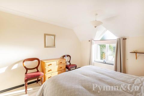 Poachers Lodge Black Street, Gisleham, Lowestoft, NR33 8EJ