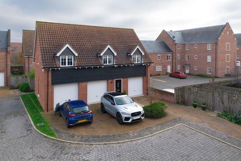 2 bedroom flat for sale, Walne Close, Framlingham