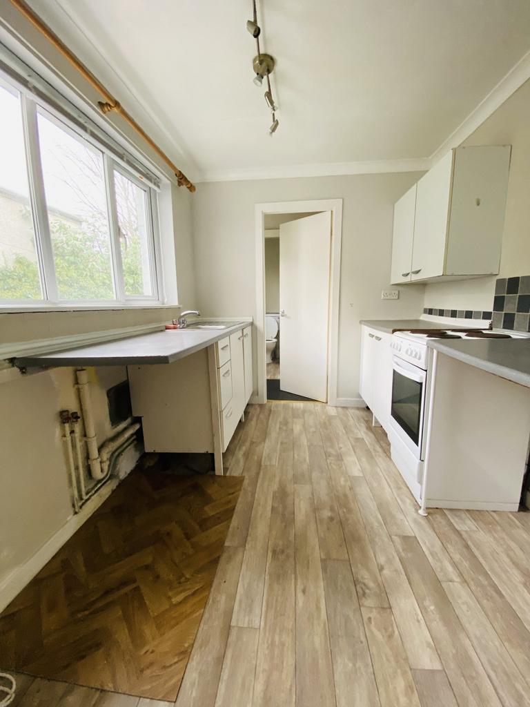 122 A Loreburn Street, Dumfries, DG1 1 HW - Braidwoo
