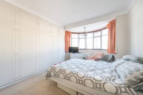 4 bedroom semi-detached house for sale, Sonia Gardens, Gladstone Park, London, NW10