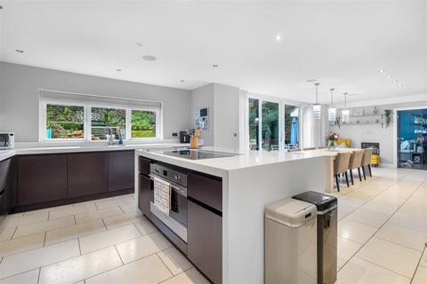 18a London Road, Lichfield, WS14 9EJ