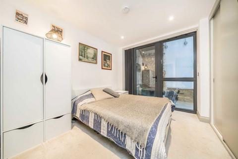 3 bedroom flat for sale, Indigo Square, Surbiton KT6