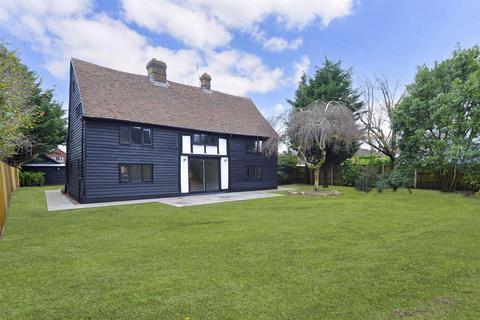 4 bedroom detached house for sale, Horsham Road, Cranleigh