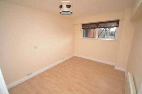 1 bedroom flat for sale, Archway House, Gosbrook Road, Caversham, Reading