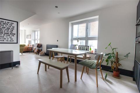 3 bedroom end of terrace house for sale, Charterhouse Yard, Bristol BS5