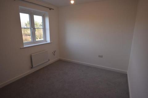 3 bedroom terraced house to rent, Senior Drive, Cayton