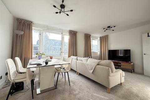 1 bedroom flat for sale, Devonport, Randor Place, London W2