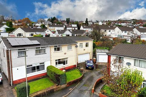 4 bedroom semi-detached house for sale, Heol Glyn, Caerphilly CF83