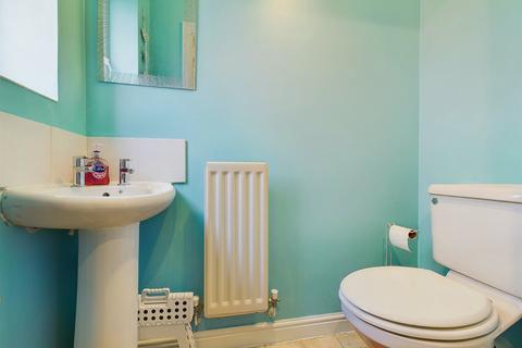36 Bishops Castle Way, Gloucester, GL1 4DP
