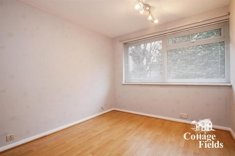 3 bedroom house to rent, Tenniswood Road, Enfield