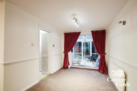 3 bedroom house to rent, Tenniswood Road, Enfield