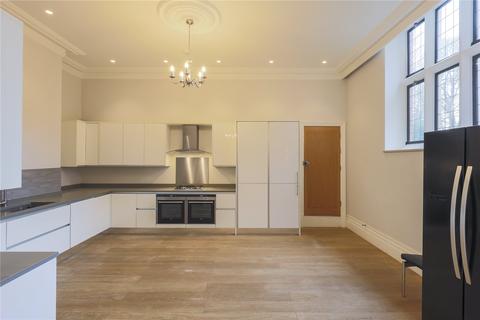 3 bedroom maisonette to rent, Courtyard House, The Ridgeway, Mill Hill, London, NW7