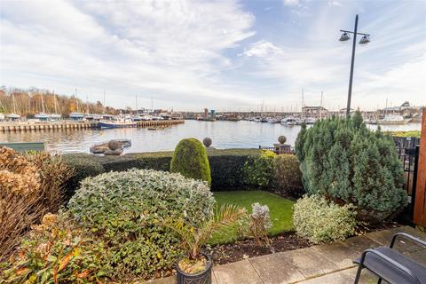 3 bedroom end of terrace house for sale, Chirton Dene Quays, North Shields