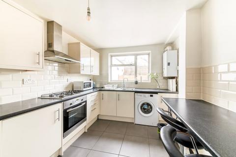 3 bedroom end of terrace house for sale, Penshurst Road, Thornton Heath, CR7