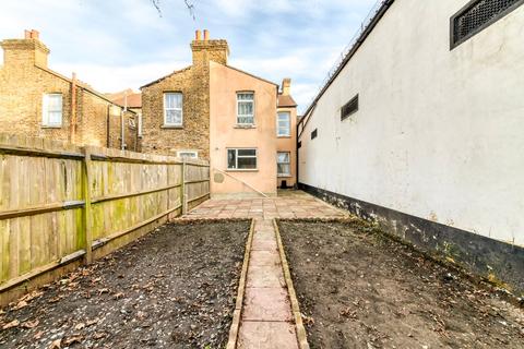 117 Penshurst Road, Thornton Heath, CR7 7EF