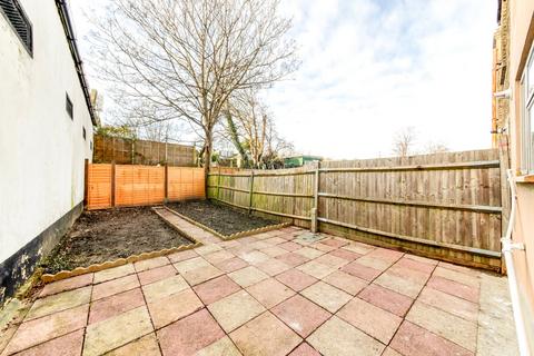 117 Penshurst Road, Thornton Heath, CR7 7EF