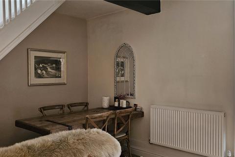 2 bedroom terraced house to rent, Church Street, Ludlow, Shropshire