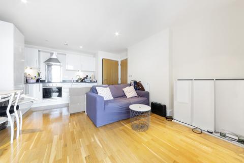 1 bedroom apartment to rent, Millharbour, London E14