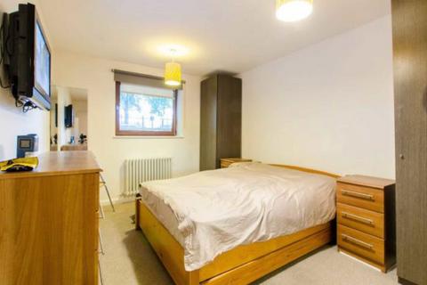 1 bedroom flat to rent, Rope Street, London SE16