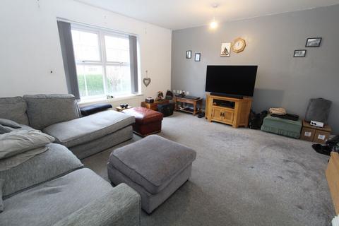 38 The Breeze, Brierley Hill, DY5 3AG