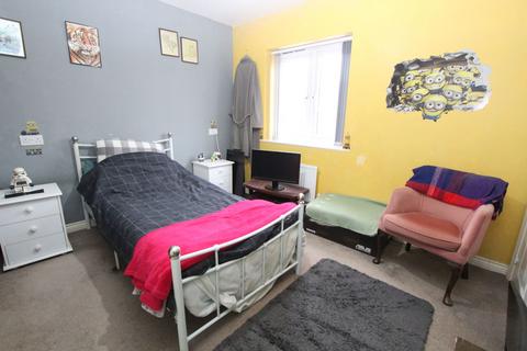 38 The Breeze, Brierley Hill, DY5 3AG