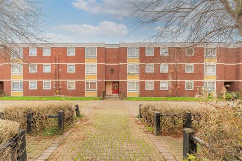 2 bedroom flat for sale, Altair Close., London