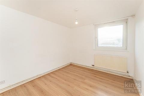 2 bedroom flat for sale, Altair Close., London