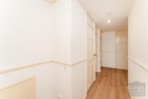42 Altair Close, London, N17 0BW