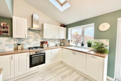 3 bedroom detached house for sale, Redwood Avenue, Stone, ST15