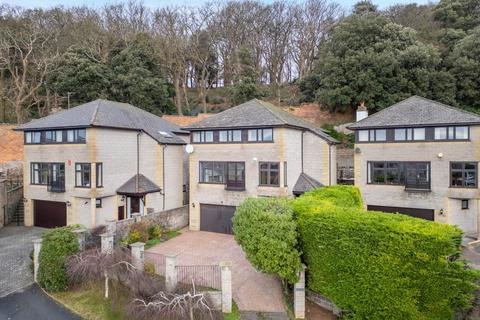 Trinity Villas - A Substantial House *Annex Potential*Sought After Hillside Location*Stunning Views*