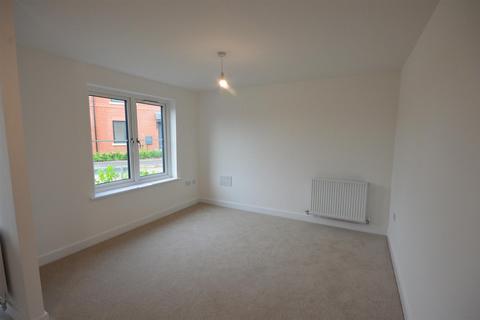 3 bedroom house to rent, Curing Place, Moston, Middlewich