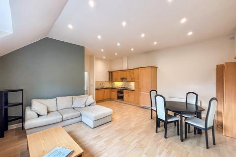 10 Ashdene Gardens, Reading, RG30 2EP