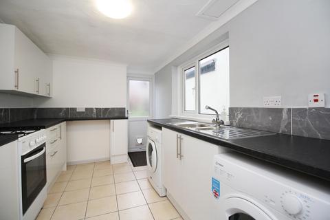 3 bedroom terraced house to rent, Pearl Street, Adamsdown, CF24 1PJ