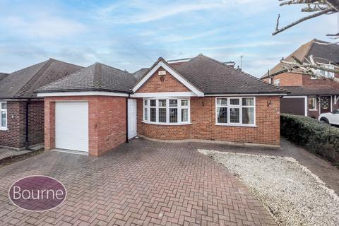 5 bedroom detached house to rent, Richmond Drive, Shepperton, Middlesex, TW17