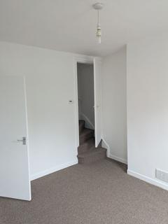 3 bedroom terraced house to rent, Eastwood Street, Nottingham NG6