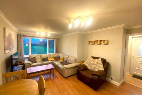 3 bedroom apartment to rent, Leigh on Sea SS9