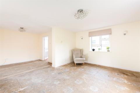 2 bedroom bungalow for sale, Churchway, Haddenham, Aylesbury, Buckinghamshire, HP17