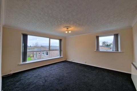 2 bedroom flat to rent, High Meadows, Wolverhampton WV6