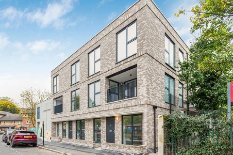 1 bedroom flat for sale, Staunton street, Deptford